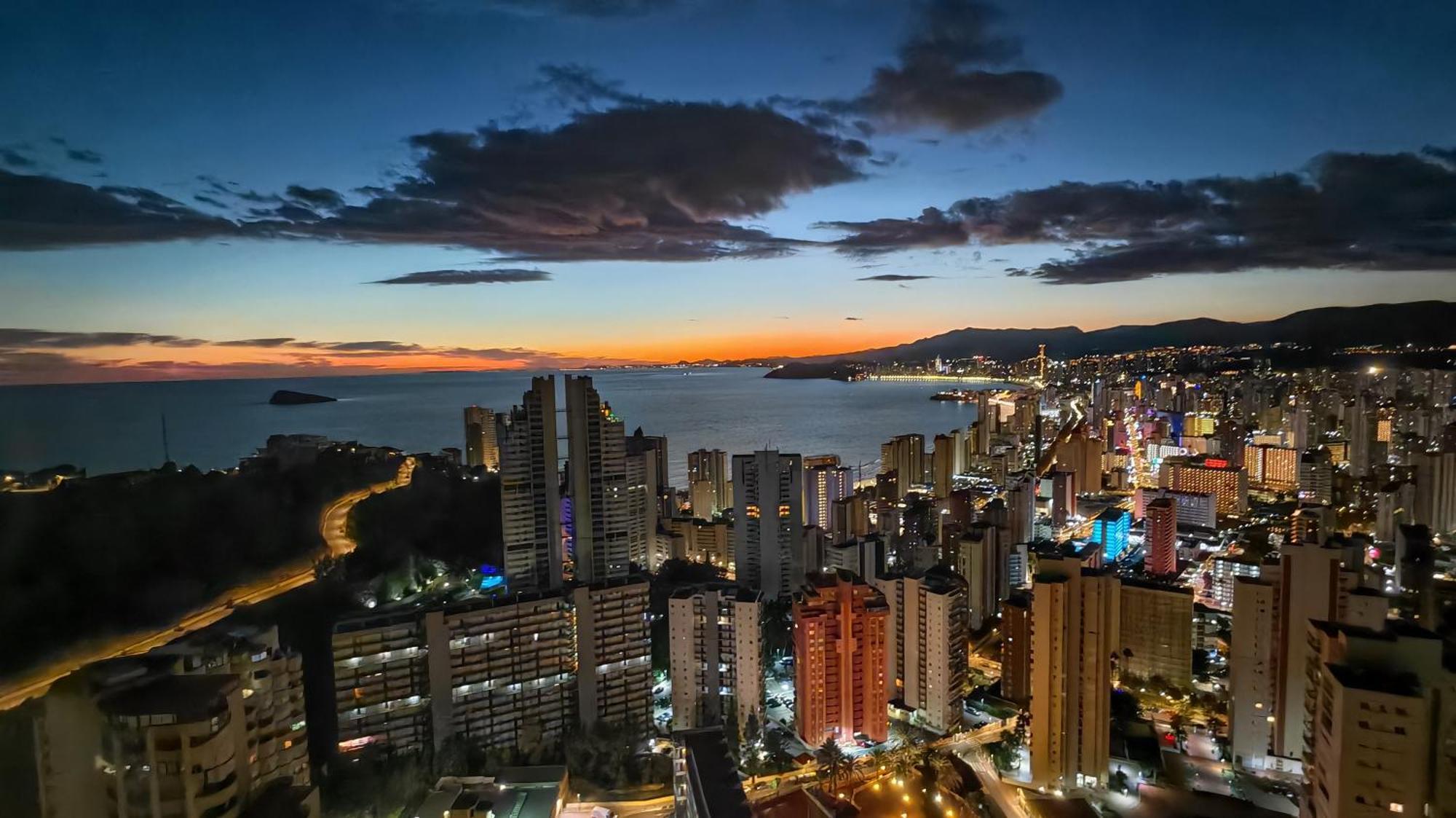 Ferienwohnung Skyline Floor 28 Sea Views Benidorm Exterior foto